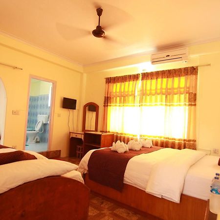Hotel Himalayan Inn Ποκάρα Εξωτερικό φωτογραφία