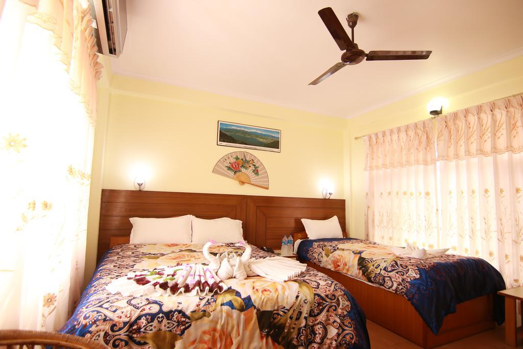Hotel Himalayan Inn Ποκάρα Εξωτερικό φωτογραφία