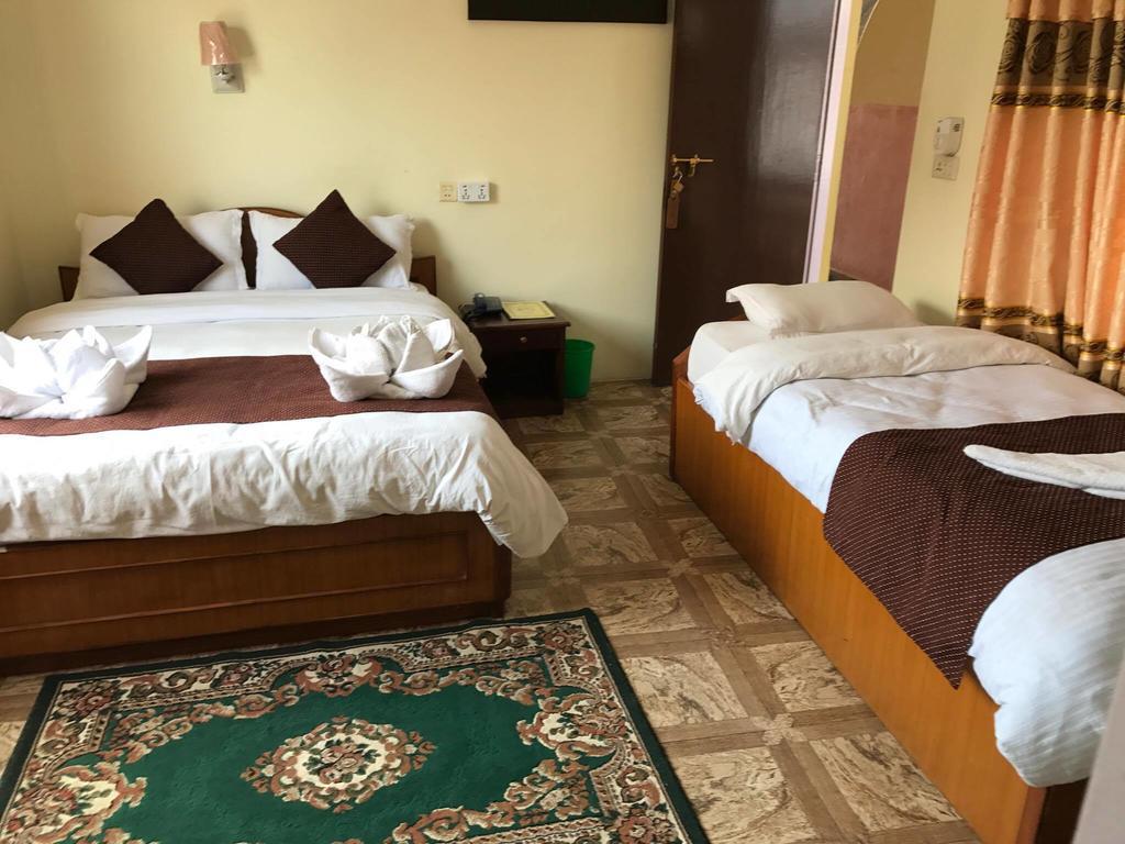 Hotel Himalayan Inn Ποκάρα Εξωτερικό φωτογραφία