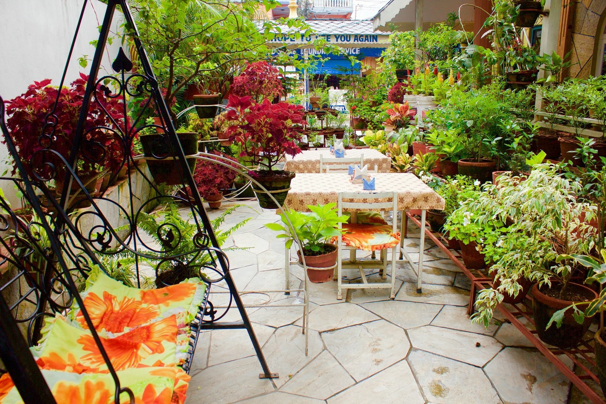 Hotel Himalayan Inn Ποκάρα Εξωτερικό φωτογραφία